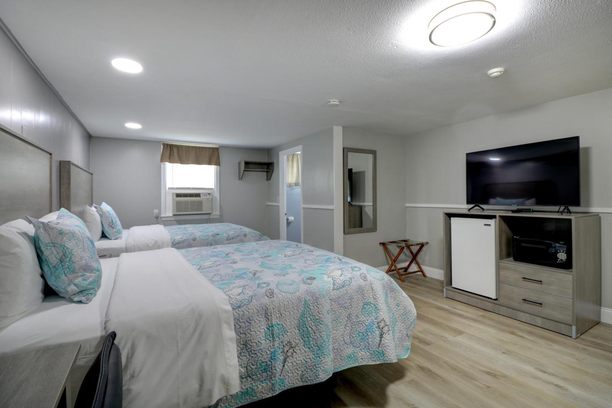 Windrift Motel Уест Ярмут Екстериор снимка