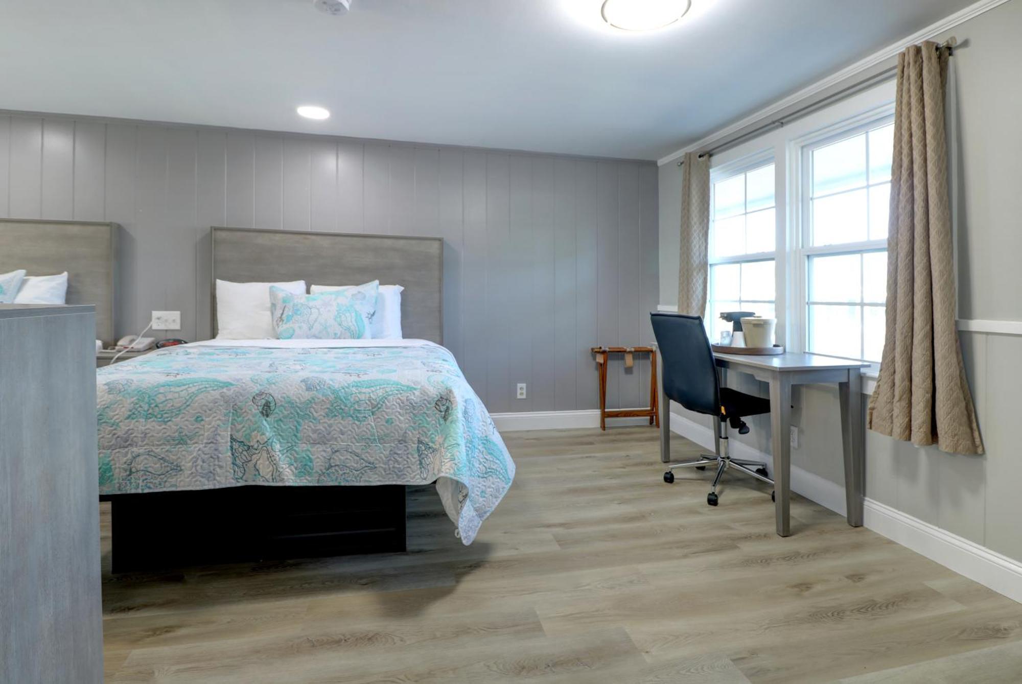 Windrift Motel Уест Ярмут Екстериор снимка