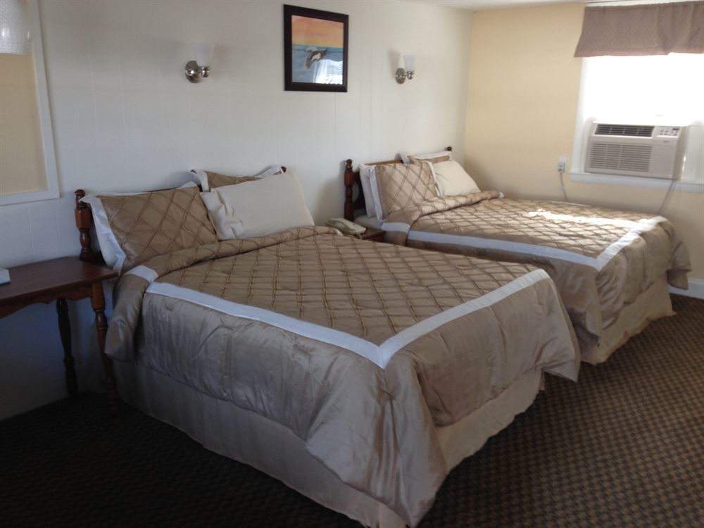 Windrift Motel Уест Ярмут Екстериор снимка