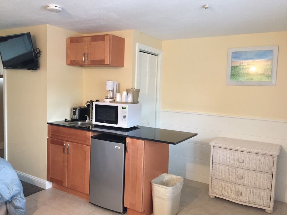Windrift Motel Уест Ярмут Екстериор снимка